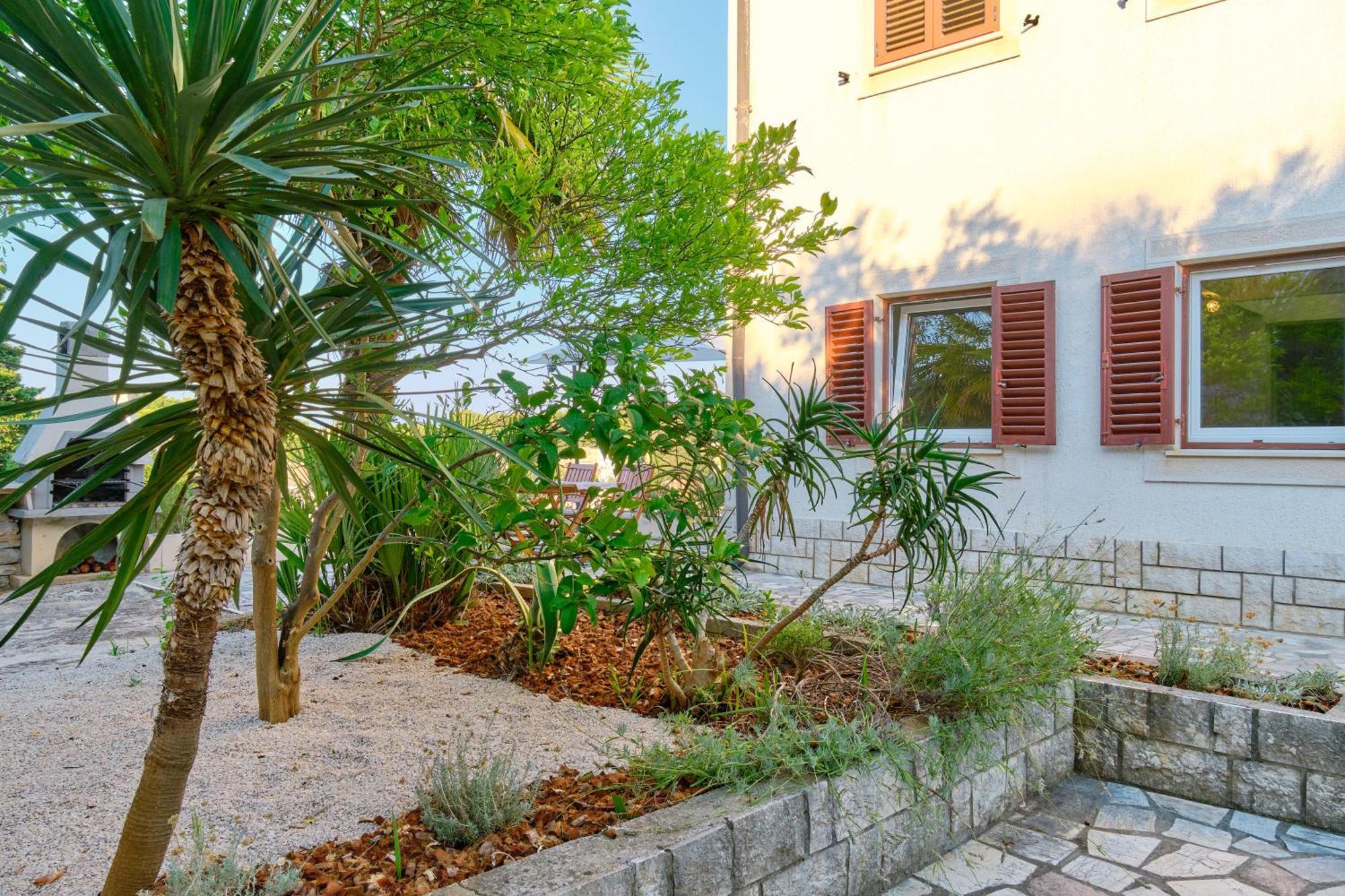 Apartment Pepermint - Iqm Destination Quality Veli Losinj Exterior photo